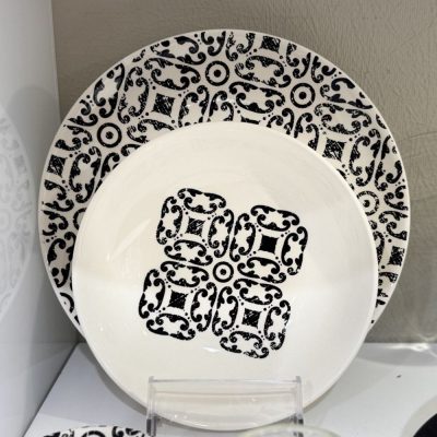 Set di piatti 18 pezzi bianco e nero con decoro Andrea Fontebasso 1760